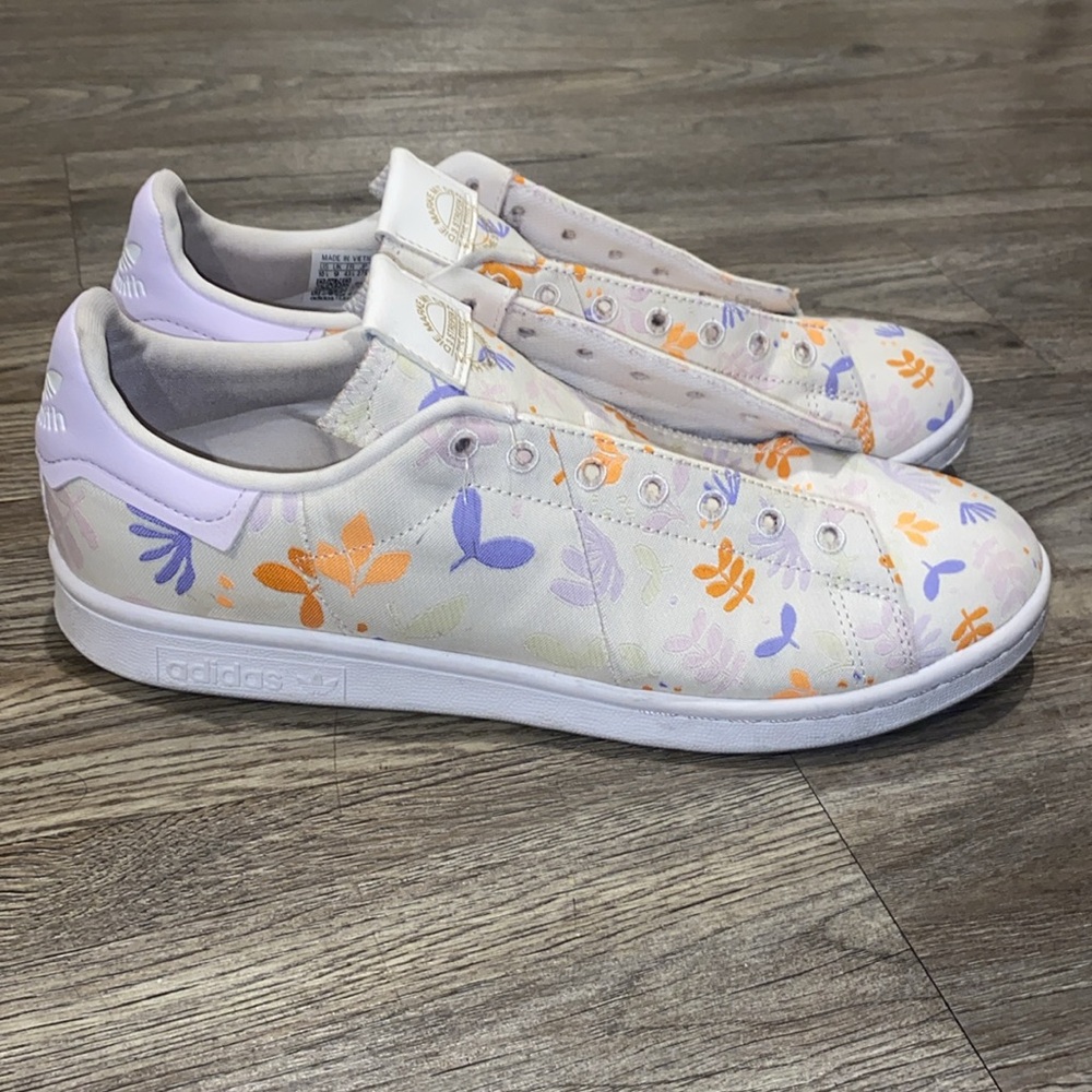 Adidas Stan Smith 
Cloud White Womens shoes